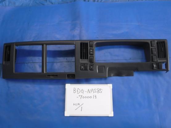 メーターインパネ　いすゞ　エルフ　BDG-NPS85AR　[P18082]