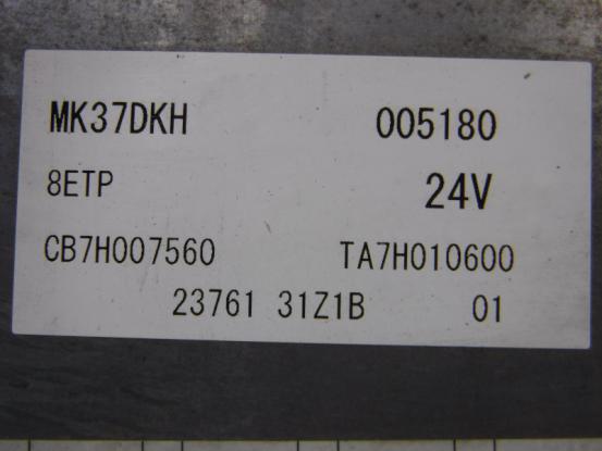ECU　エンジンコンピューター　日産UD　コンドル　BDG-MK37D　[P27184]