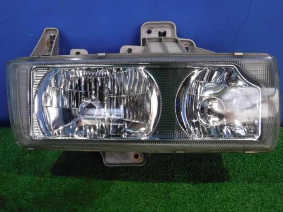 ヘッドライト（右）　日産UD　コンドル　BDG-MK37C　[P30954]