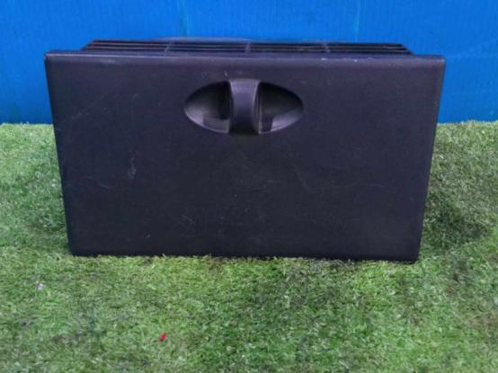 小物入れ（2DIN）　三菱ふそう　スーパーグレート　BDG-FP54JER　[P31361]