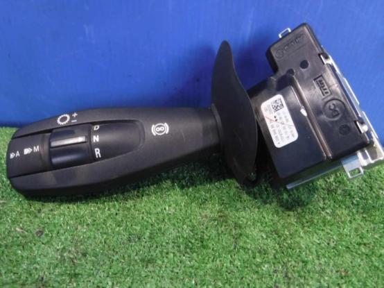 コンビスイッチ（左）　三菱ふそう　スーパーグレート　2PG-FY74HY　[P31421]