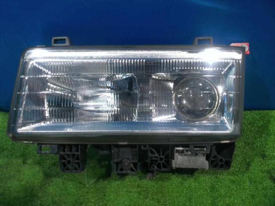 ヘッドライト（左）　三菱ふそう　スーパーグレート　KL-FS55JVZ　[P31488]