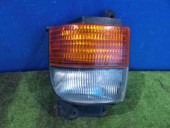 コーナーランプ（右）　日産UD　ビッグサム　KL-CK482BAT　[P32503]