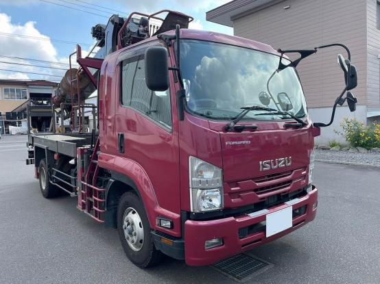 ISUZU FORWARD 2PG-FSR90S2