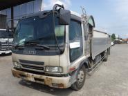 Used truck ISUZU FORWARD 