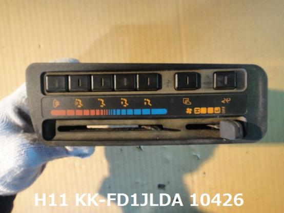 エアコンパネル　日野　レンジャー　KK-FD1JLDA　[P13134]