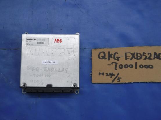 ABSコントロールユニット　いすゞ　ギガ　QKG-EXD52AG　[P17630]