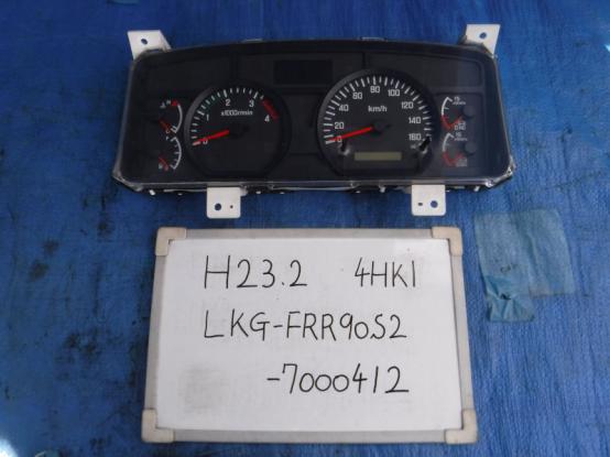 スピードメーター　いすゞ　フォワード　LKG-FTR90S2　[P21519]