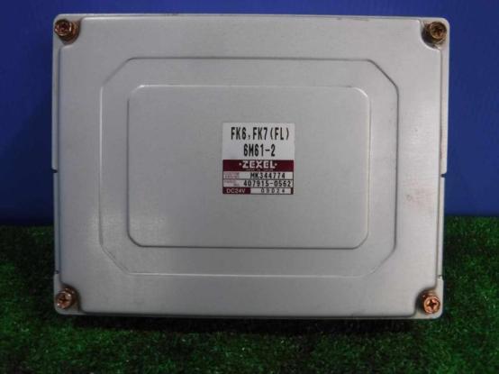 ECU　エンジンコンピューター　三菱ふそう　ファイター　KK-FK61HG　[P30102]