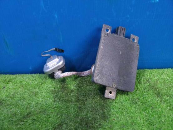 HIDバラスト（右）　日野　レンジャー　TKG-FC9JKA　[P31357]