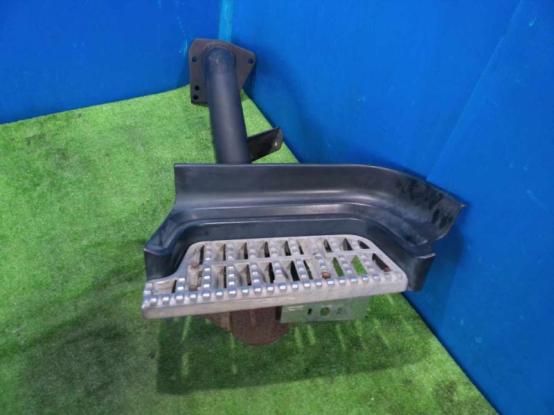 ステップロア（右）　いすゞ　ギガ　LKG-CYJ77A　[P31370]