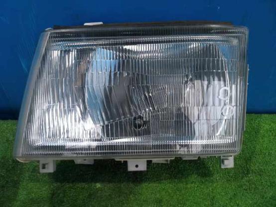 ヘッドライト（左）　三菱ふそう　キャンター　PDG-FE73DY　[P31591]