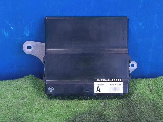 ABSコントロールユニット　日野　レンジャー　TKG-FC9JJAA　[P31925]