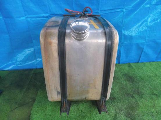 フューエルタンク（200L）　日野　プロフィア　ADG-SH1EDXG　[P31978]