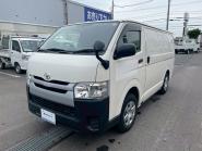 中古車 トヨタ　ハイエースバン　４ＷＤ　中温冷凍車