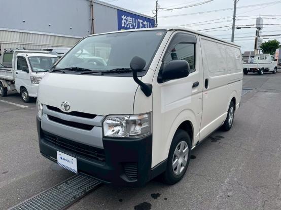ハイエースバン　トヨタ　４ＷＤ　中温冷凍車　[S02972]